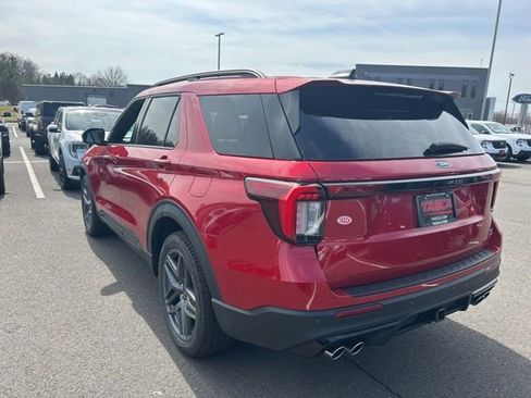 New 2026 Ford Explorer ST image 5
