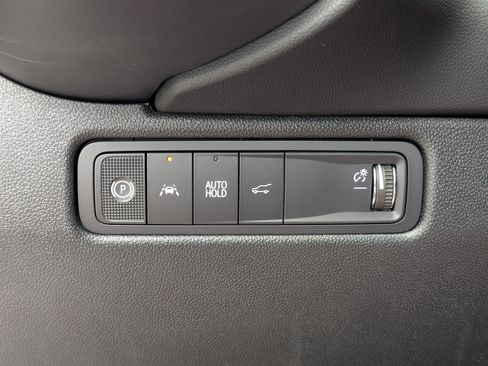 New 2025 Chevrolet Equinox EV RS image 23