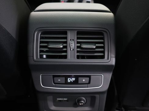 Used 2023 Audi Q5 2.0T Premium Plus w/ Premium Plus Package AWD/4WD image 25