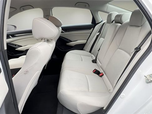 Used 2021 Honda Accord LX image 10