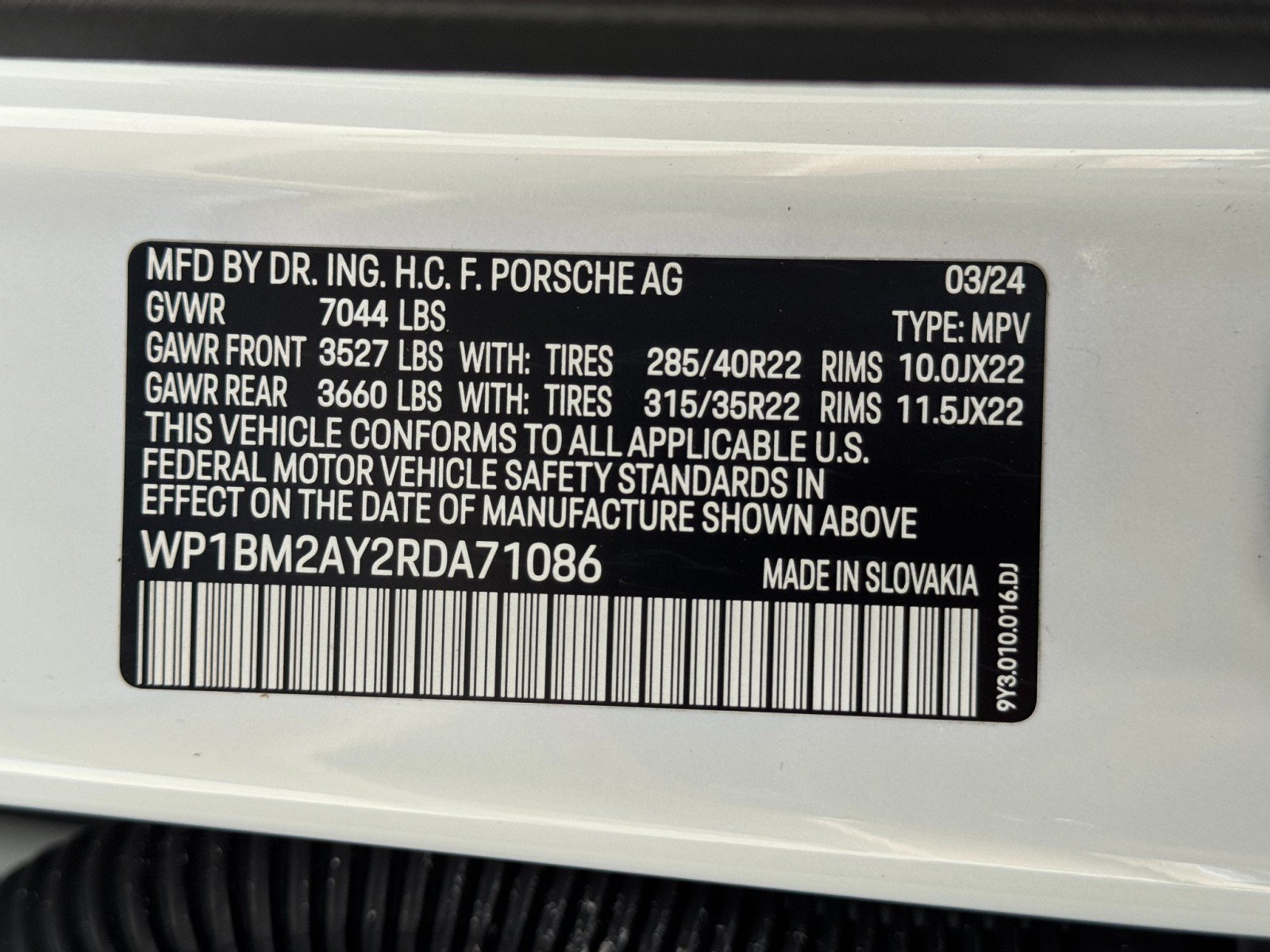 Used 2024 Porsche Cayenne Turbo AWD/4WD image 54