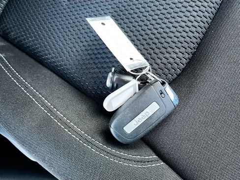 Used 2022 Jeep Renegade Altitude w/ Convenience Group image 33