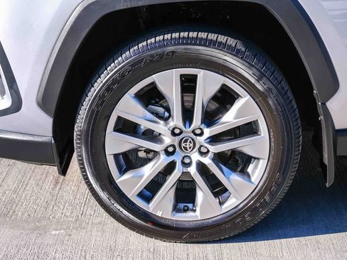 Certified 2022 Toyota RAV4 XLE Premium FWD image 10