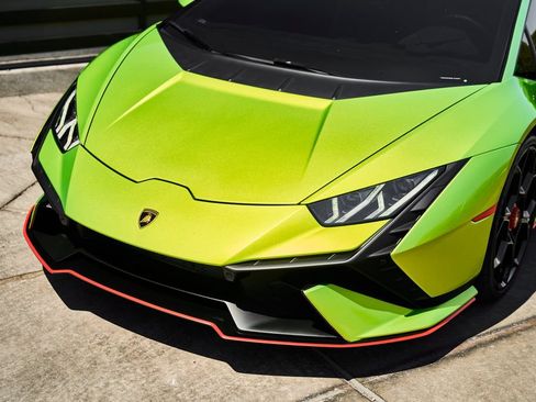 Used 2023 Lamborghini Huracan Tecnica RWD image 6