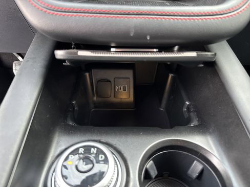 Used 2025 Ford Explorer ST-Line w/ ST-Line Street Pack image 41