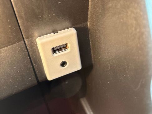 Used 2017 GMC Terrain SLE image 24