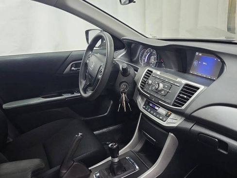 Used 2014 Honda Accord LX image 9