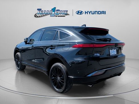 Used 2024 Toyota Venza Nightshade image 7