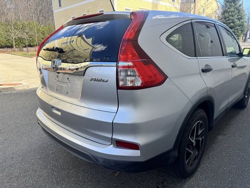 Used 2016 Honda CR-V SE image 11