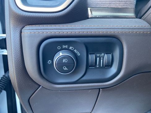 New 2026 RAM 2500 Limited image 14