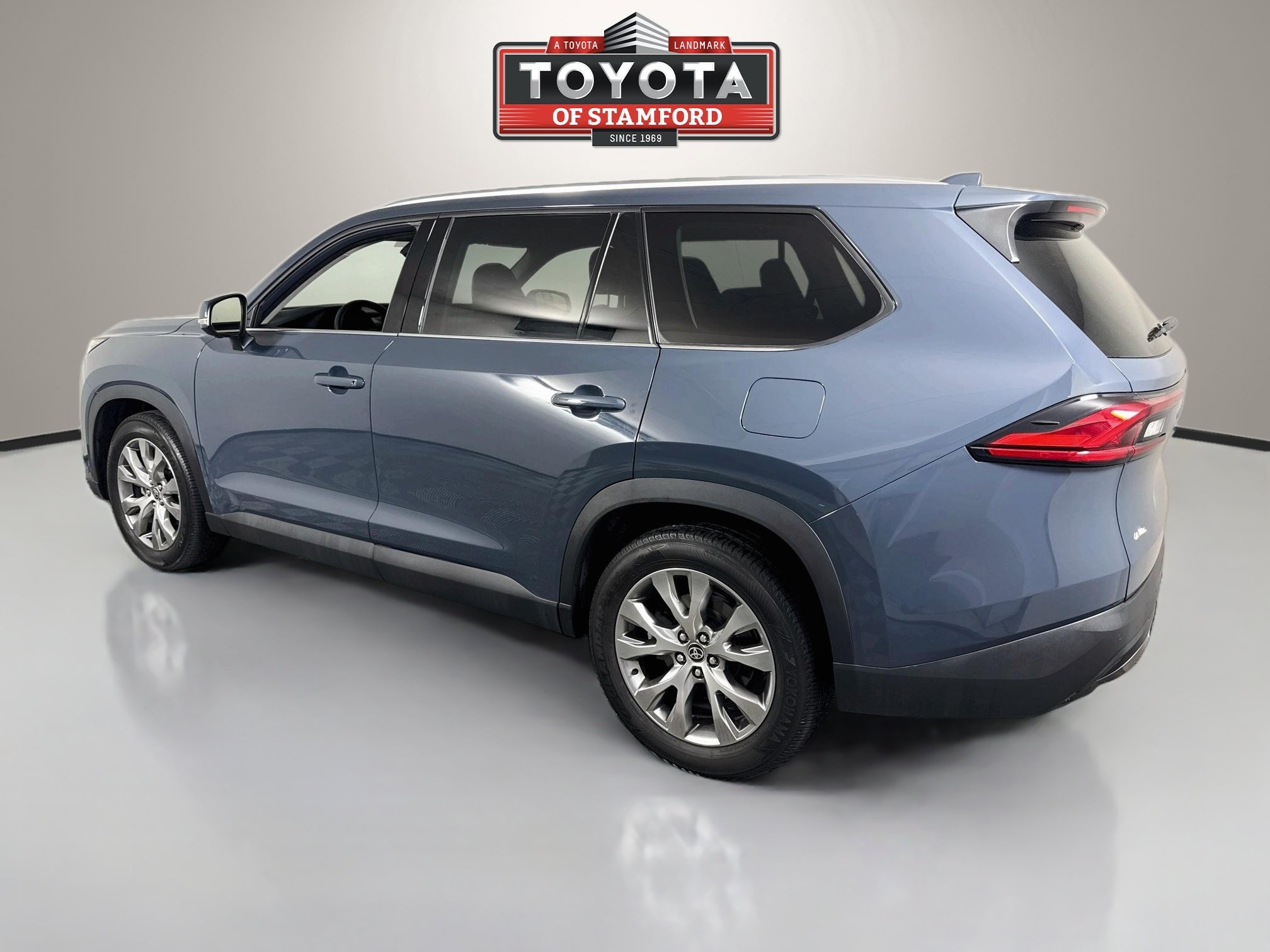 Used 2024 Toyota Grand Highlander AWD image 5