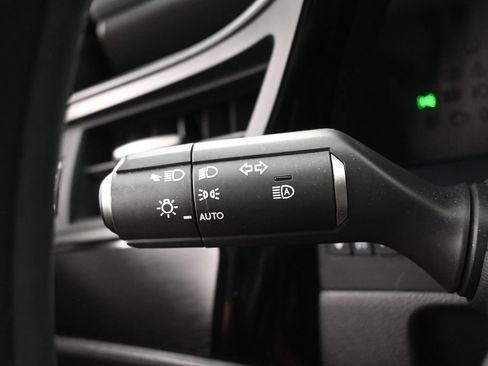 Used 2022 Lexus ES 350 w/ ES 350 Ultra Luxury Package FWD image 6