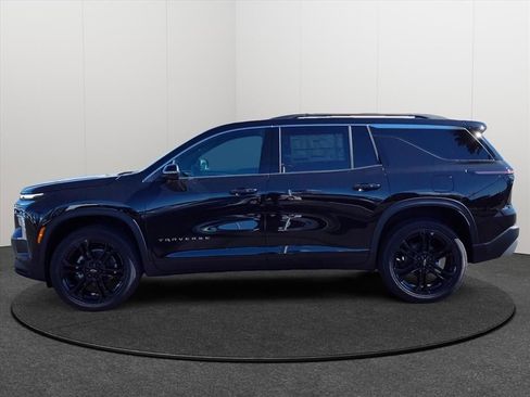 New 2026 Chevrolet Traverse LT w/ LPO, Floor Liner Package image 2