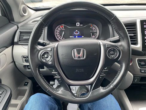 Used 2019 Honda Ridgeline RTL-T image 12