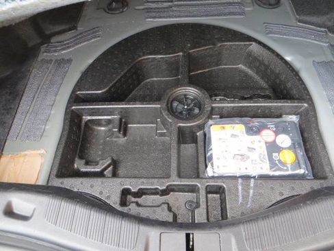 Used 2020 Ford Fusion SE image 20