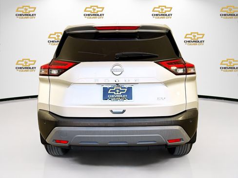 Used 2023 Nissan Rogue SV FWD image 7