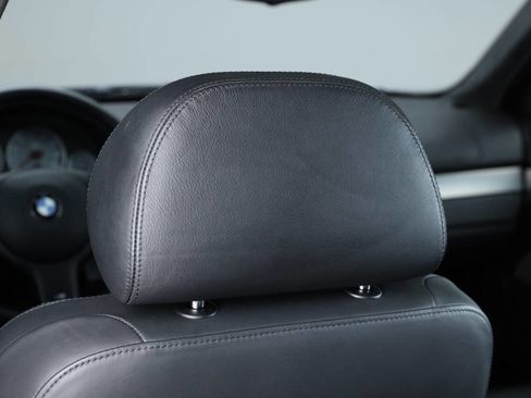 Used 2003 BMW M5 image 82