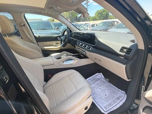 Used 2020 Mercedes-Benz GLE 350 4MATIC w/ Premium Package image 10