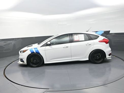 Used 2018 Ford Focus ST image 48
