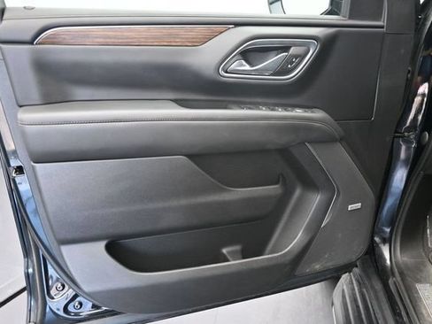 Used 2023 Chevrolet Tahoe High Country w/ Advanced Technology Package AWD/4WD image 21