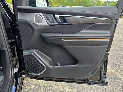 New 2026 Buick Enclave Avenir w/ Super Cruise Package image 34