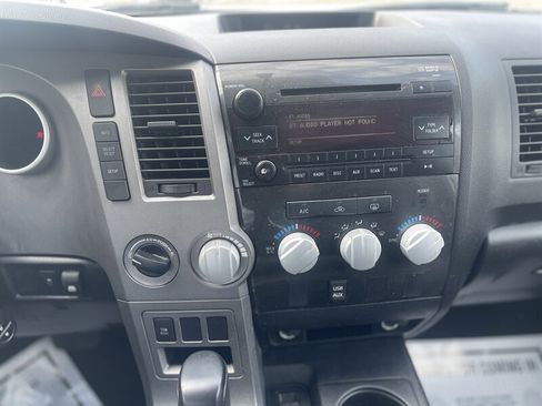 Used 2011 Toyota Tundra 4x4 CrewMax image 14