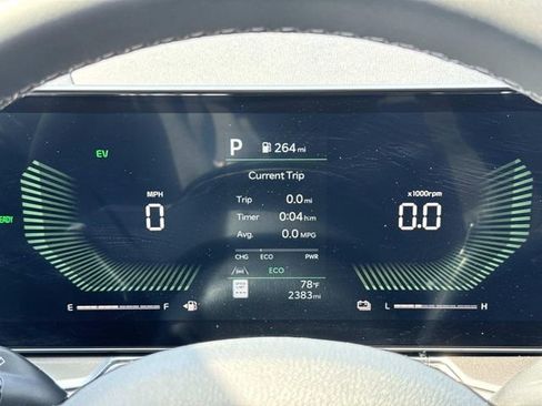 Used 2025 Kia Sorento EX w/ EX Panoramic Sunroof Package image 28