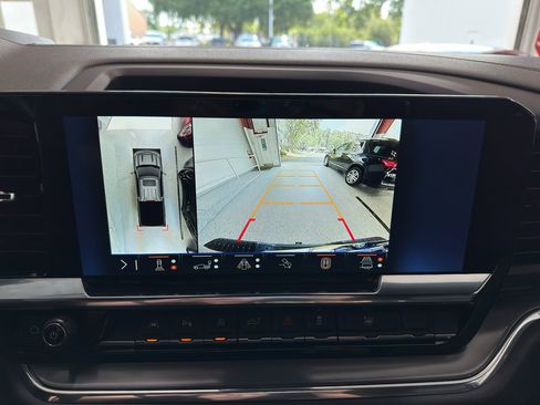 Used 2024 Chevrolet Silverado 1500 High Country w/ High Country Premium Package image 25