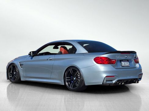 Used 2016 BMW M4 Convertible image 7