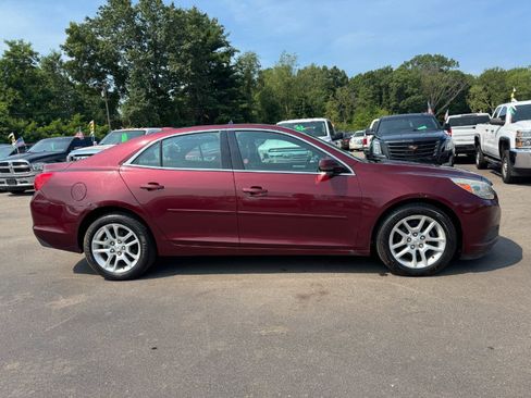 Used 2015 Chevrolet Malibu LT FWD image 6