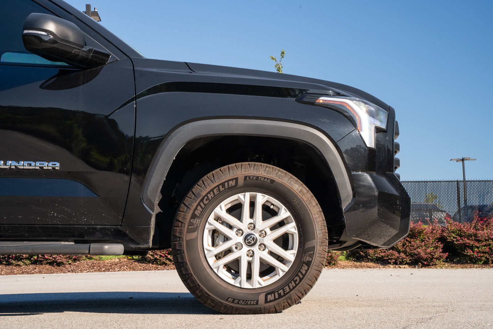 Used 2023 Toyota Tundra SR5 w/ SR5 Premium Package AWD/4WD image 9