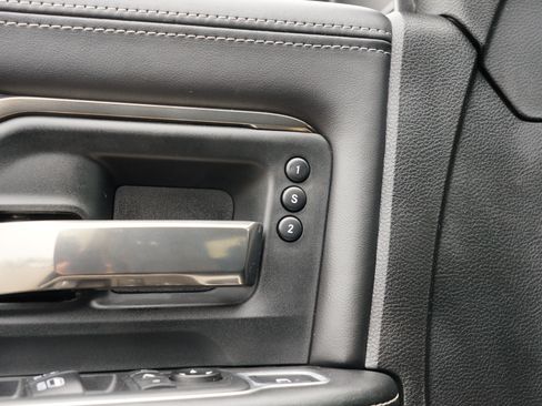 Used 2019 RAM 3500 Limited image 19