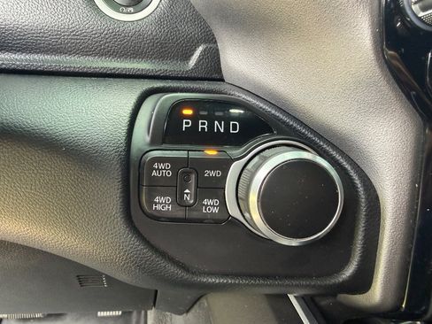Used 2021 RAM 1500 Big Horn AWD/4WD image 25