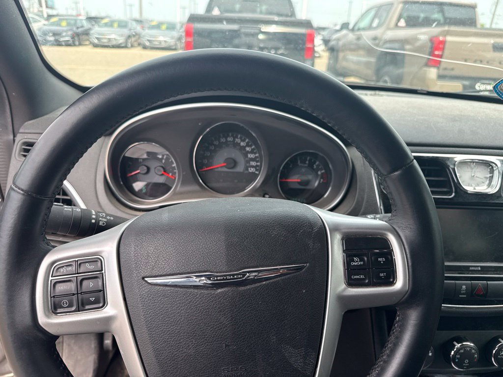 Used 2014 Chrysler 200 Touring w/ 200 S Group FWD image 11