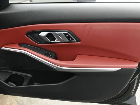 Used 2023 BMW 330i xDrive 330i xDrive w/ M Sport Package image 20