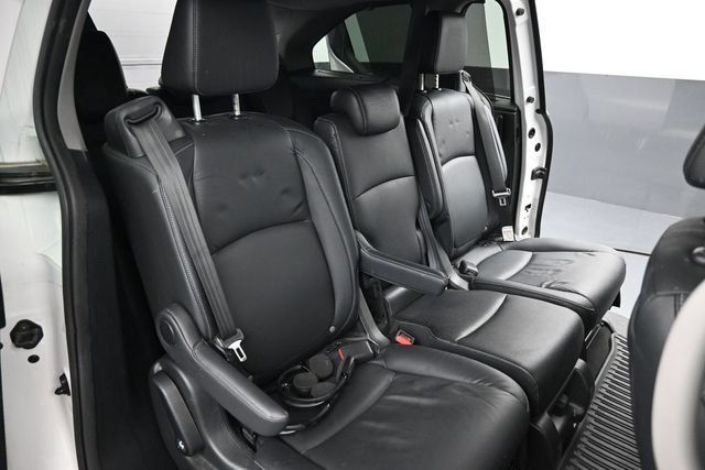 Used 2023 Honda Odyssey Touring image 22