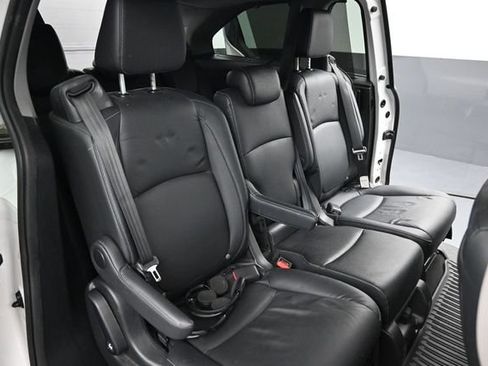Used 2023 Honda Odyssey Touring image 22