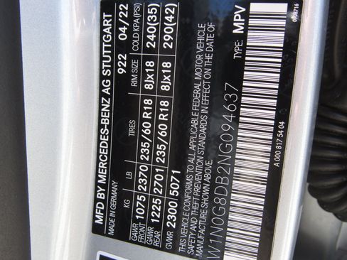 Used 2022 Mercedes-Benz GLC 300 w/ Premium Package Lite image 27