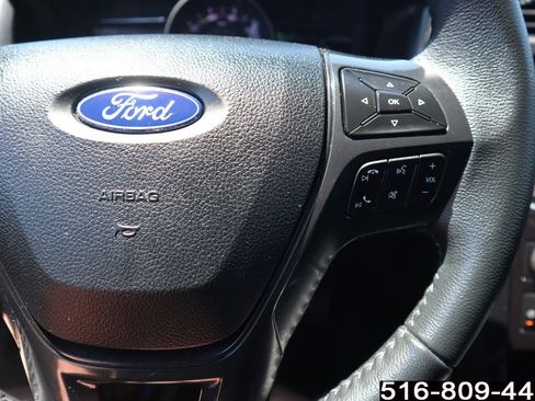 Used 2018 Ford Explorer XLT w/ Equipment Group 202A AWD/4WD image 19