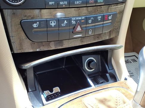 Used 2007 Mercedes-Benz E 350 Sedan image 21