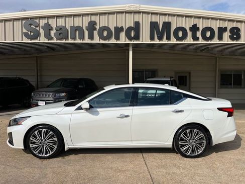 Used 2023 Nissan Altima 2.5 SL image 8