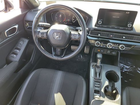 Used 2023 Honda Civic Sport image 11