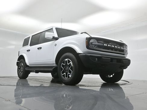 New 2026 Ford Bronco Outer Banks image 46