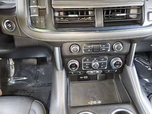 Used 2023 Chevrolet Tahoe LT w/ Luxury Package AWD/4WD image 21