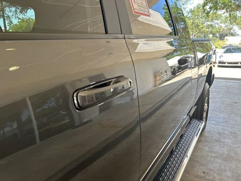 Used 2024 RAM 2500 Laramie w/ Towing Technology Group AWD/4WD image 17