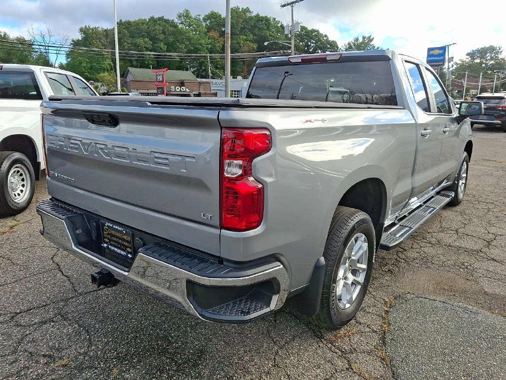 Used 2023 Chevrolet Silverado 1500 LT AWD/4WD image 7
