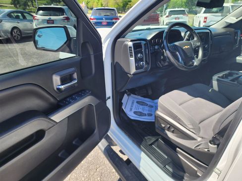 Used 2019 Chevrolet Silverado 1500 LT AWD/4WD image 15