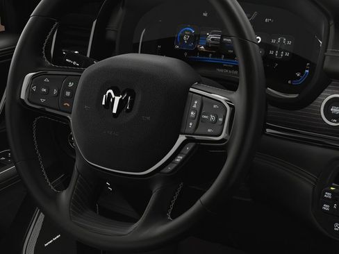 New 2024 RAM 1500 Limited image 22