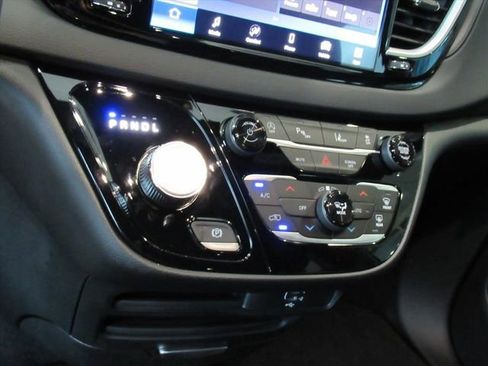 New 2026 Chrysler Voyager LX image 22