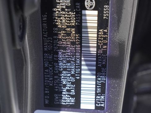 Used 2024 Toyota Camry SE FWD image 35